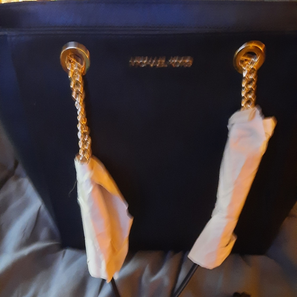 Michael kors tote/handbag
